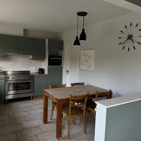 Key Corner, דה האן